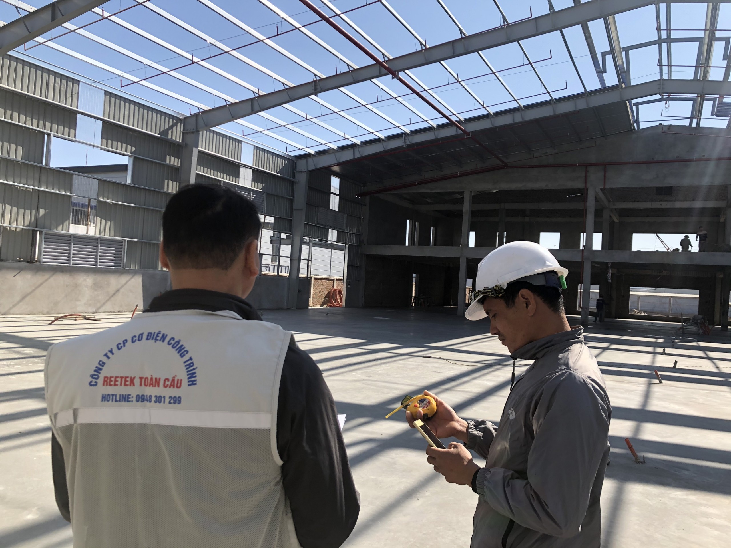 THI CÔNG SƠN CHỐNG CHÁY NHÀ MÁY SẢN XUẤT KCN QUẾ VÕ